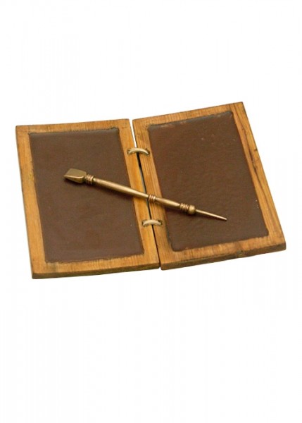 Schreibtafel aus Wachs und Holz mit Bronzenem Dyptichon