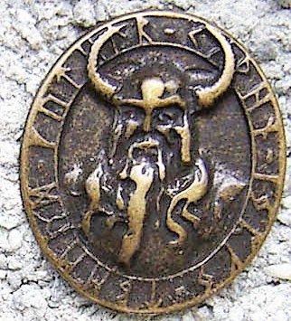 Odin Amulett, silberfarbener Beschlag