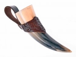 Horn mit geprägtem Halter "Tribal" Bild 5