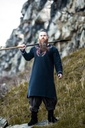 Wikinger Tunika "Snorri" mit Urnes-Stil Handstickerei Schwarz-Rot