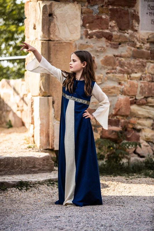 maedchenkleid-piccola-donna-blau-natur~2.webp