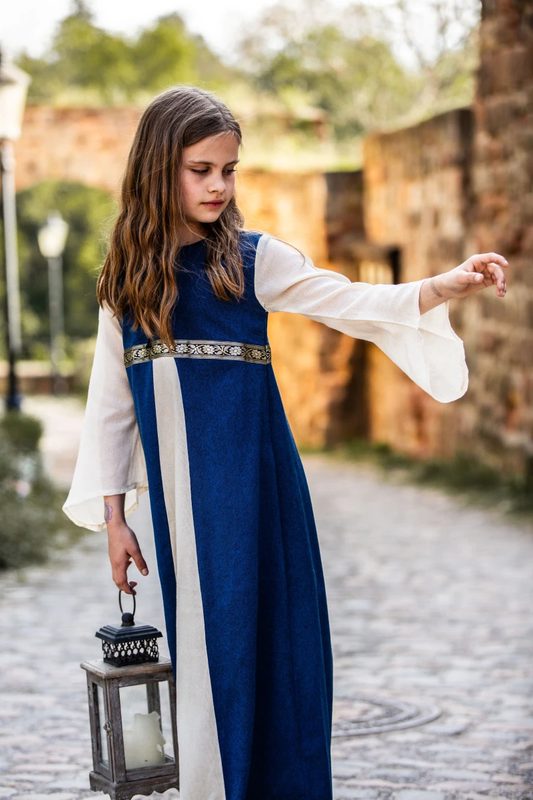 maedchenkleid-piccola-donna-blau-natur~6.webp