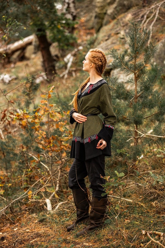 bekleidung-tunika-freydis-olive-unisex~4.webp