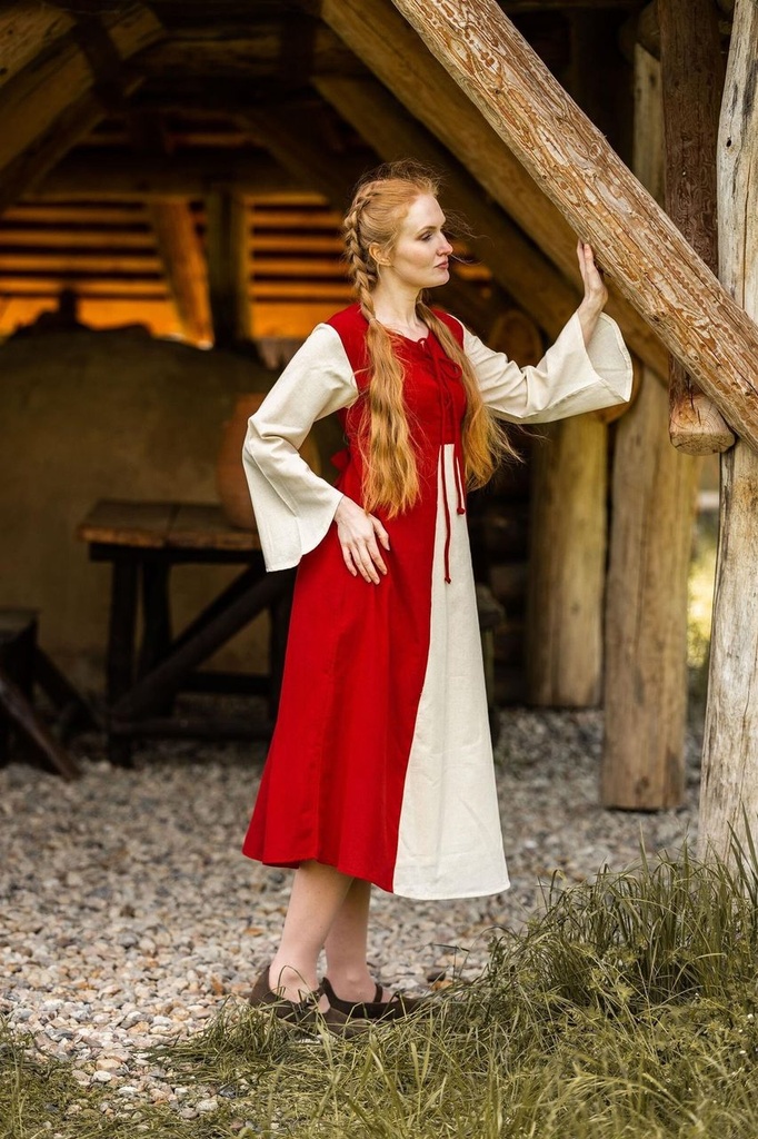 1740930515_mittelalter-baumwollkleid-ilse-rot-natur~6.webp
