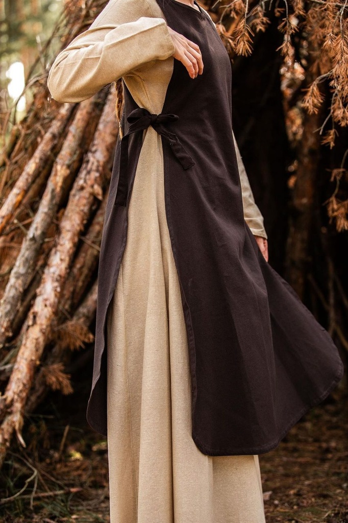 1740939344_mittelalter-ueberkleid-magdalena-braun~16.webp