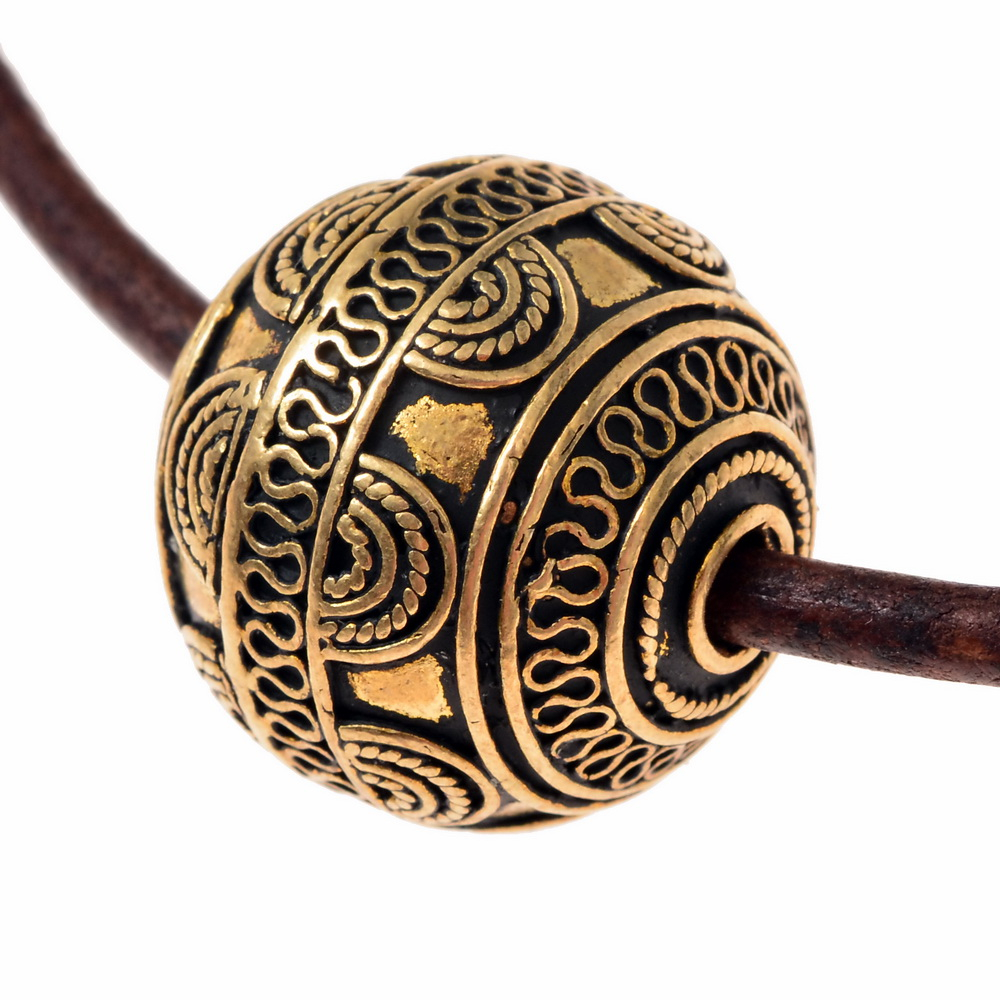 Collier 'Heuneburg' mit keltischer Perle 2