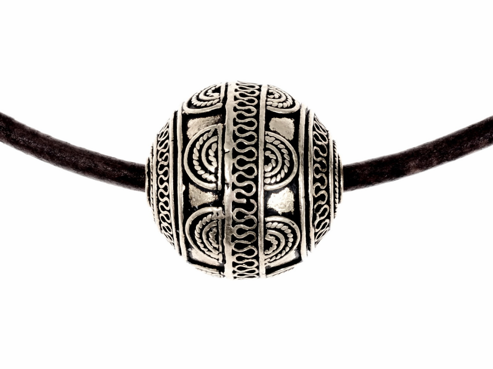 Collier 'Heuneburg' mit keltischer Perle 3