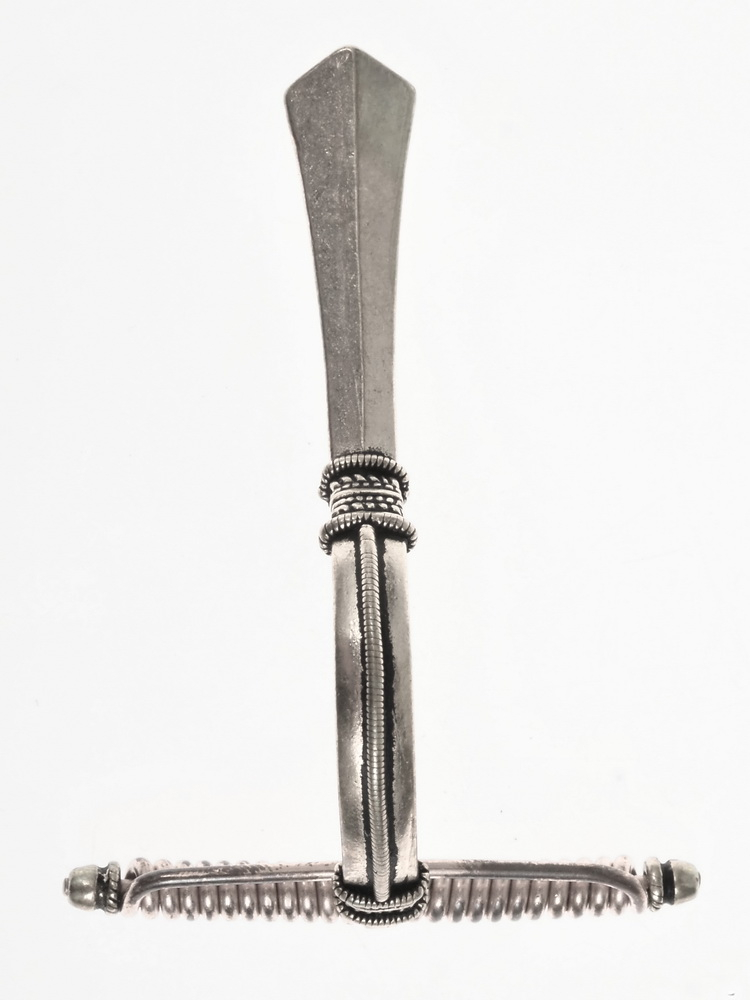Germanische Armbrustfibel von Gommern 3