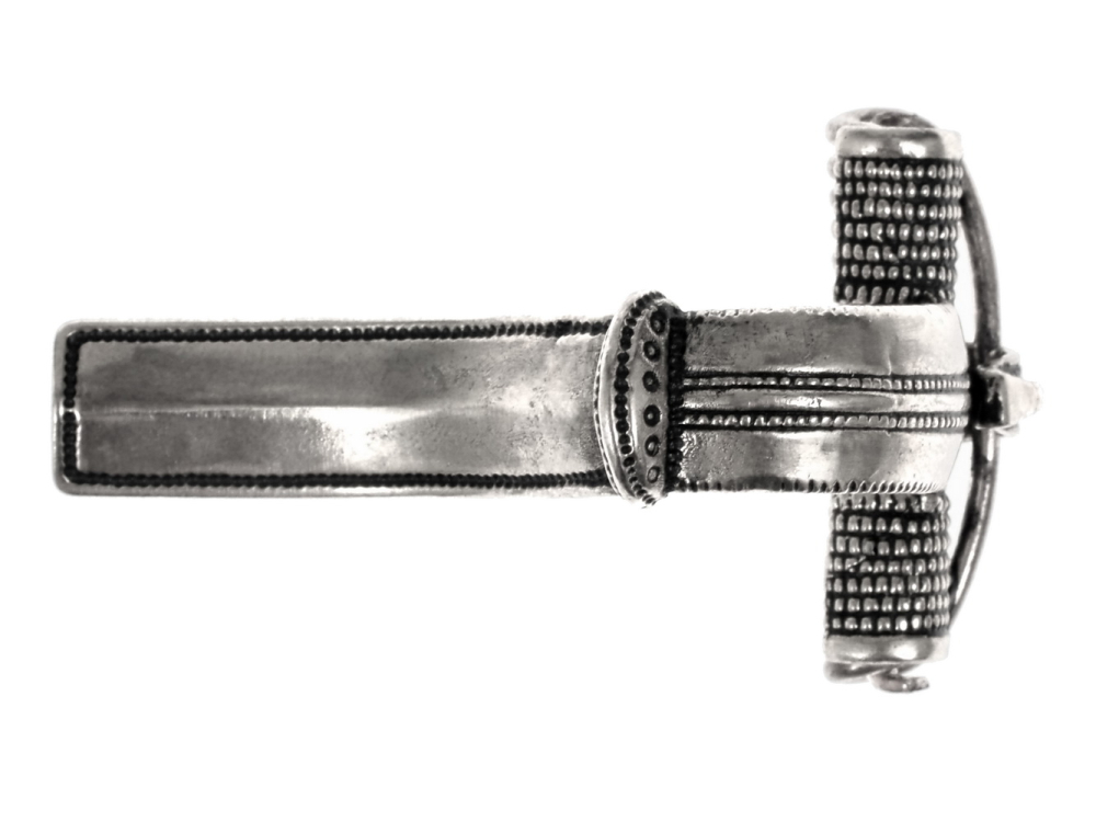 Germanische Rollenkappen-Fibel 3