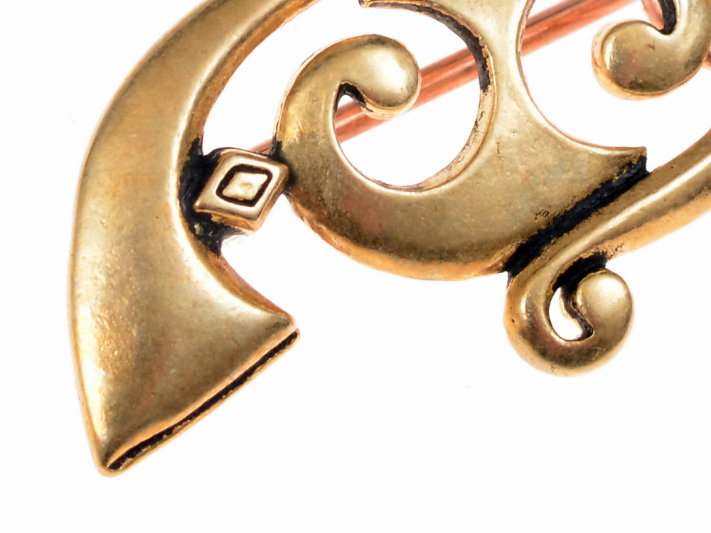 Fibel mit Trompeten-Ornamentik 2