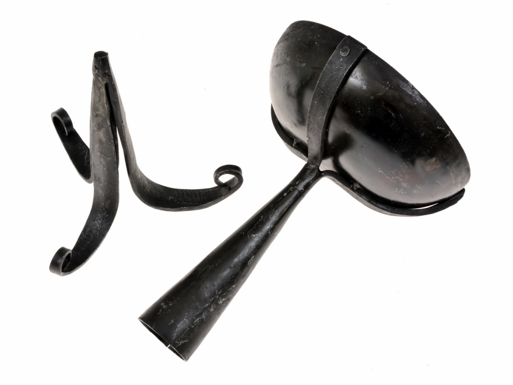 Ständer für Mittelalter-Schalenlampen 2