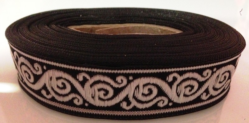 Borte Schnörkel 2 in Schwarz-Silber, 19 mm- Webborte zur Verzierung mittelalterlicher Kostüme und Larp Gewandungen