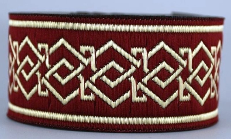 Borte zwergisch in Bordeaux-Gold, 33 mm- 10 m - Webborte zur Verzierung mittelalterlicher Kostüme und Larp Gewandungen