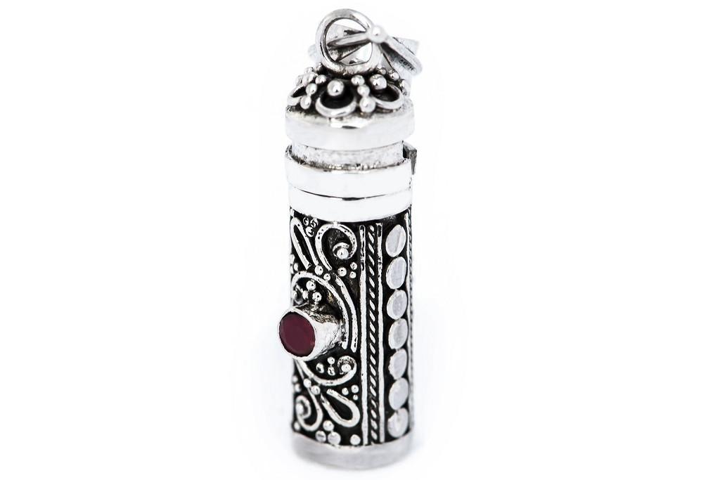 [Am152-2] Schmuckstück  Parfüm-Fläschchen Anhänger ALYA 3.8 cm Medaillon mit Granatstein & Fach Handarbeit Silber 0.8 cm