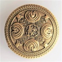 Zierbeschlag „Brustplatte“ – großer messingfarbener Wikinger-Beschlag mit Tierornament