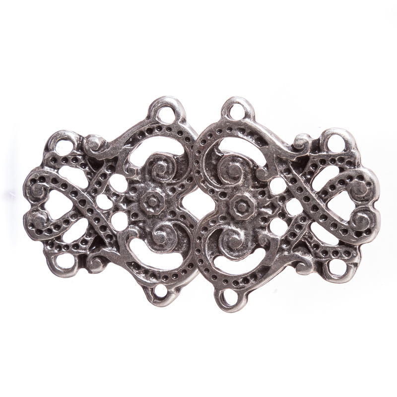 [V-103-1] Tassel Nordic silberfarben – Wikinger-Hakenverschluss mit filigraner Ornamentik für Mittelalter-Umhang & LARP-Gewand 
