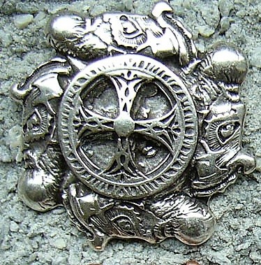 [N-247-1] Wikinger Kreuz, silberfarbener Beschlag