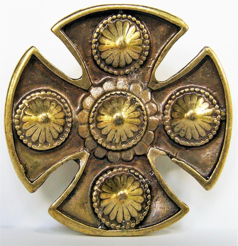 [N-109-2] Wikinger Kreuz-Schild messingfarben – 50 mm Schildniete mit floralen Buckeln & 2 Nieten