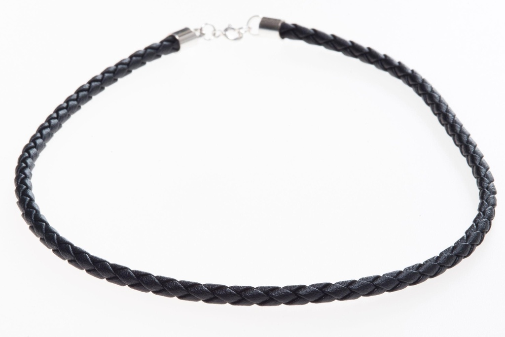 Geflochtenes Lederband RAGNA – 45 cm schwarzes Halsband mit Silberverschluss