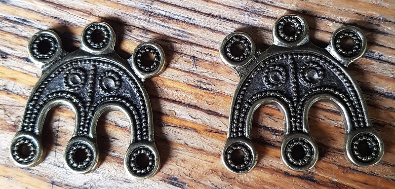 [33557] Wikinger Kettenverteiler-Paar 'OSTSEE', messingfarben