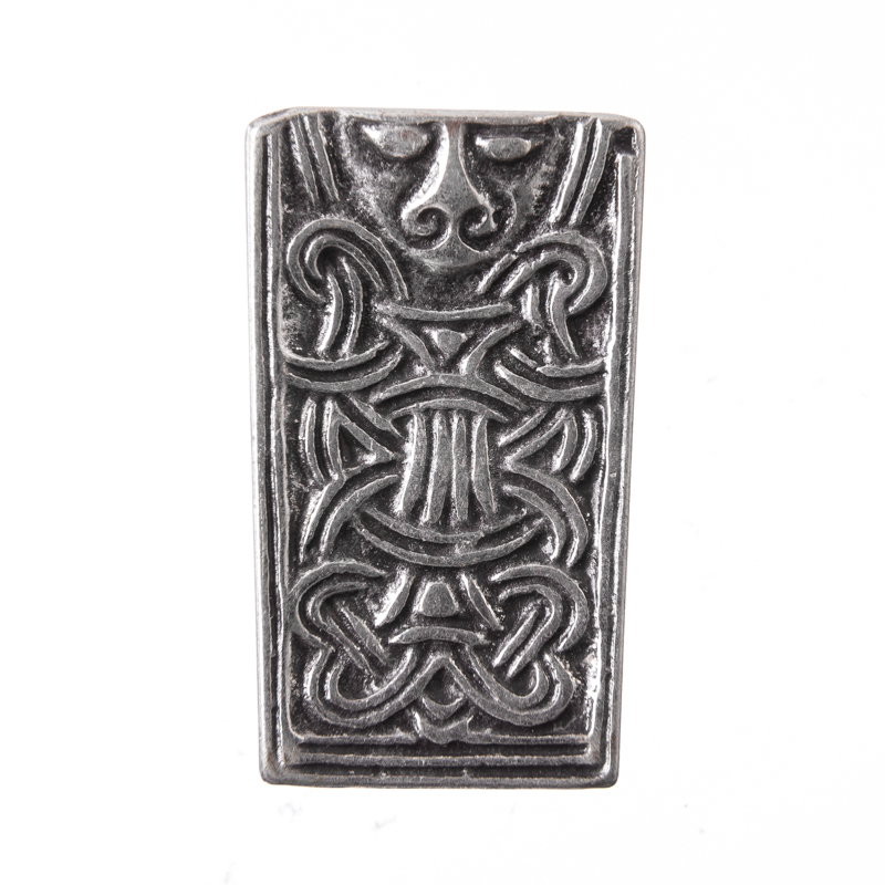 ODIN Gürtelspitze silberfarben – Rechteckiger Zierbeschlag mit Gesicht und Knotenmuster für 2 cm Riemen