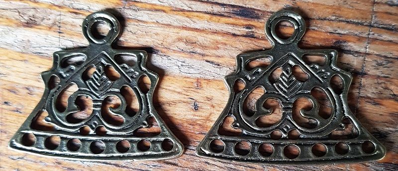 Wikinger Kettenverteiler-Paar 'LETTLAND', messingfarben