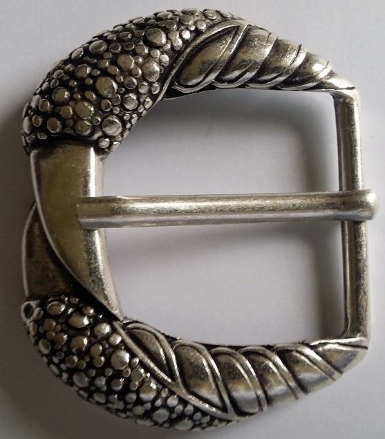 Drachen-Krallen Gürtelschließe in Silberoptik – Fantasy-Dornschließe für 4 cm Gürtel