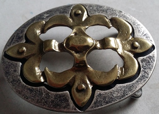 Vier-Lilien Musketier-Schließe