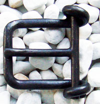 Forged 3 Mittelalter-Schließe – 3 cm Gürtelschnalle in Schmiedeoptik mit zweiteiligem Aufbau