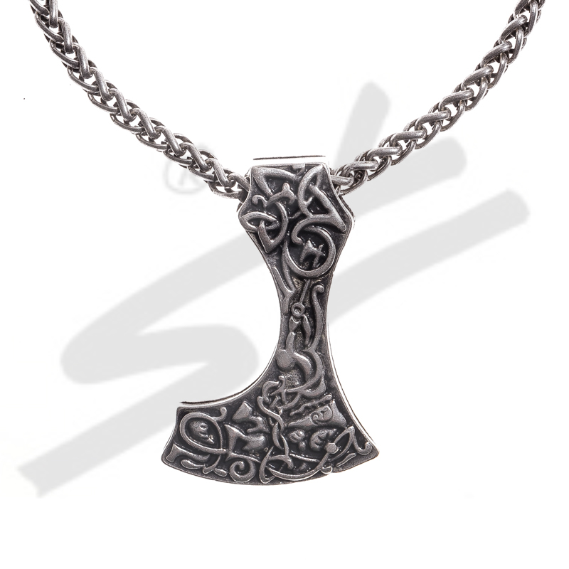 Halskette „Mittelalter Bartaxt“ – Silberfarbener Anhänger mit beidseitigem Ornament 