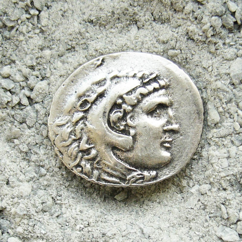 [N-128-1] Griechischer Münzbeschlag Alexander der Große – Silberfarbene Tetradrachme-Replik aus Zamak