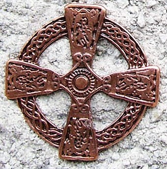 [N-206-4] Keltischer Kreuz-Beschlag in Kupferoptik – 40 mm Zierbeschlag mit keltischen Ornamenten