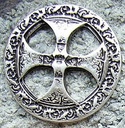 Zierbeschlag „Nordisches Axtkreuz“ – Silberfarbener Rundbeschlag im Stil der Wikingerzeit