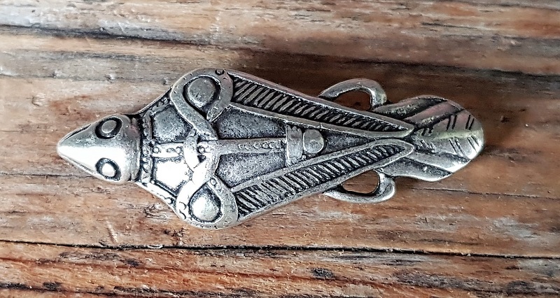 [A-5256-1] Wikinger-Brosche „Keltischer Rabe“ – Silberfarbener ZAMAK-Verschluss für leichte Umhänge und LARP-Gewandung