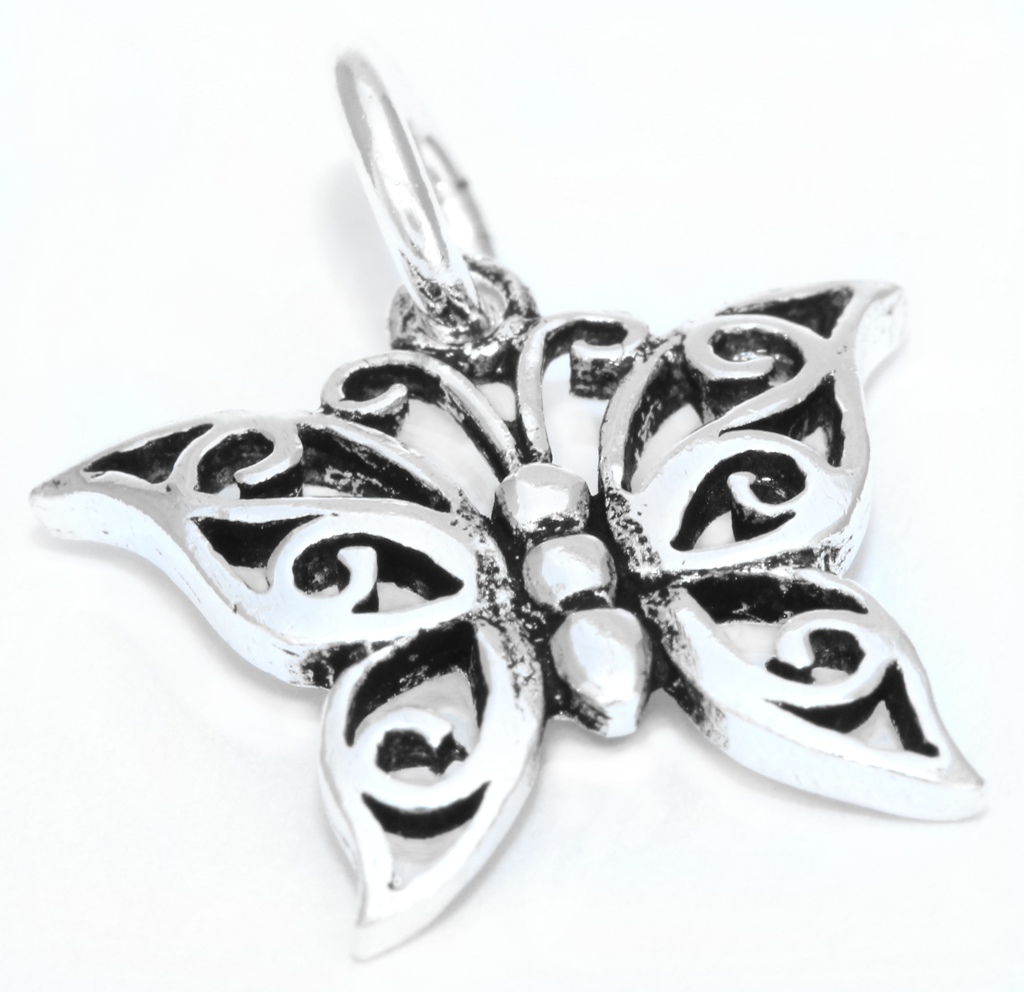 Schmuck Anhänger YUMA – Kleiner Schmetterling aus 925er Sterling Silber