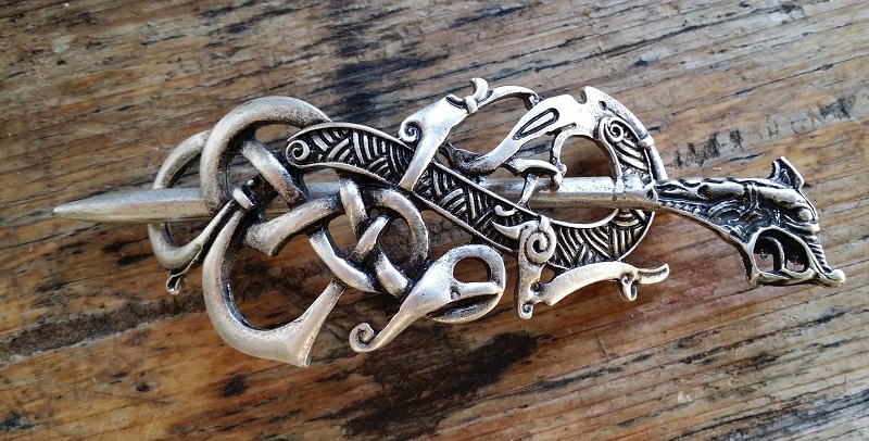 [A-672-1] Haarspange „Keltisches Reptil“ silberfarben – ZAMAK-Haarschmuck mit Drachenkopf für LARP & Mittelaltergewandung