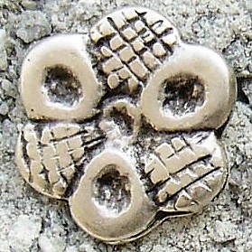 Zierbeschlag „Eicheln“ in Silberoptik – Mittelalterliche Zierniete, 18 mm Durchmesser 