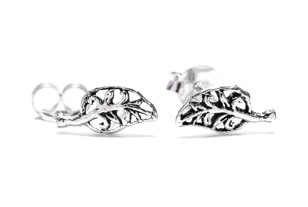 GRACE Ohrstecker aus Silber – Elfenblatt Mini-Ohrstecker 9 mm