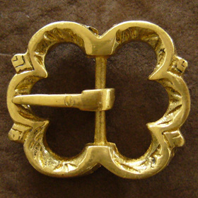 [B652-2] Mittelalterschließe „Reina“ – Verzierte Messingschnalle für 20 mm Riemen