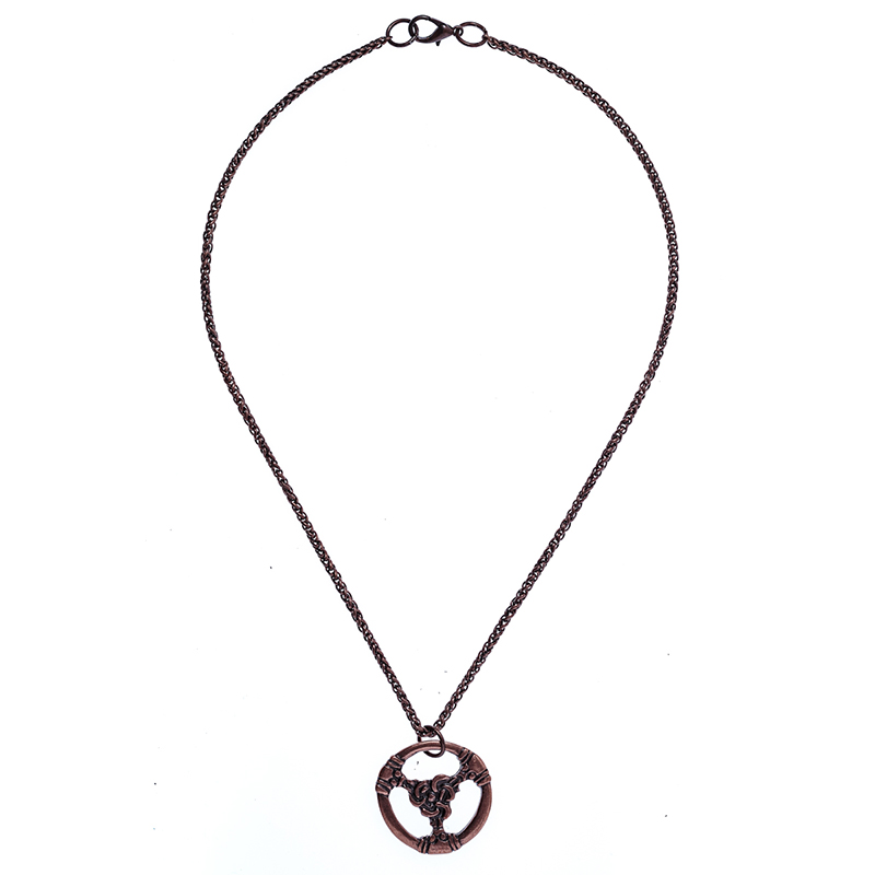 Halskette „TRIS“ – Altkupferfarbener keltischer Triskel-Anhänger an geflochtener Kette