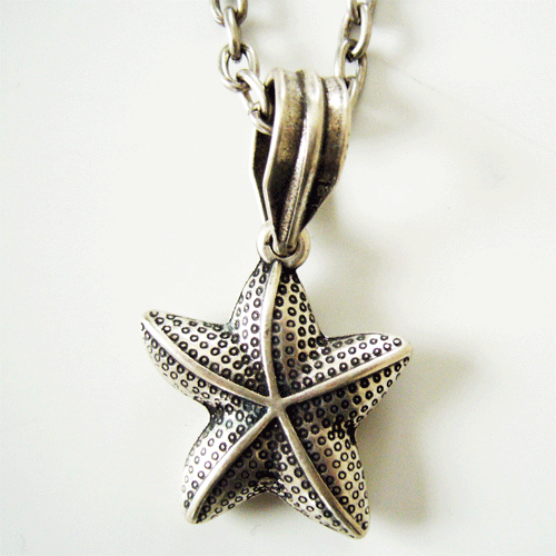 Halskette mit Anhänger - Seestern