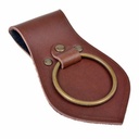 Mittelalterlicher Waffenhalter mit Ring aus Rindsleder