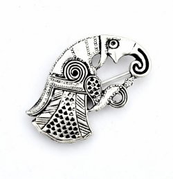 [07 Br Rabe - L-b] Raben-Fibel Vendel - links (Bronze)
