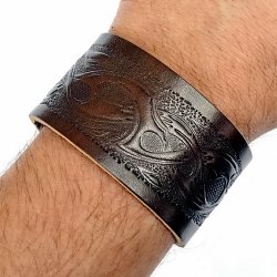 Leder-Armband in 4 cm Breite - Tribal