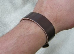 [03 A-ein 2.kl.br] Leder-Armband für Mittelalter - 2 cm (braun, klein)