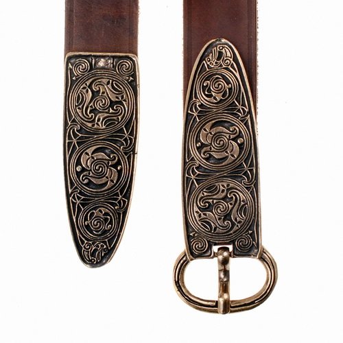 [10 Ce-G 3:B Z.kl.br.si] Irischer Gürtel "Lagore" - 3 cm mit Ende (klein, braun, silber)