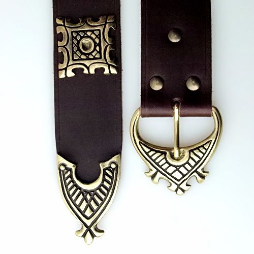 [10 MA 45 ZN.kl.br.si] Mittelalter-Gürtel 4,5 cm / Ende + Nieten (S, braun, silber)