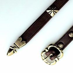 [10 MA 15:A ZN.br.si] Mittelalter-Gürtel 1,5 cm / Ende + Nieten (braun, silber)