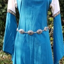 AGLAJA – Silberfarbener Kettengürtel mit schwarzen Kristallen