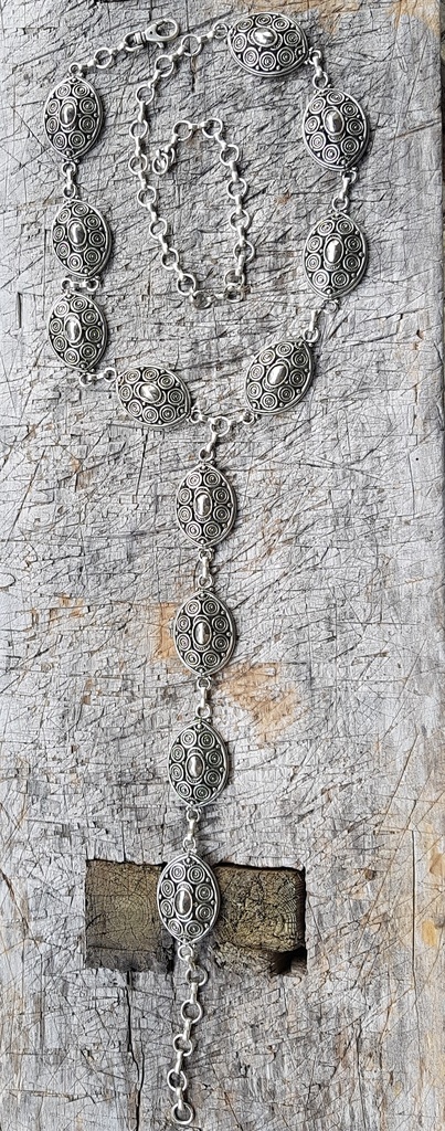 Y-Aglaja, Ypsilon-Ketten-Gürtel silberfarben